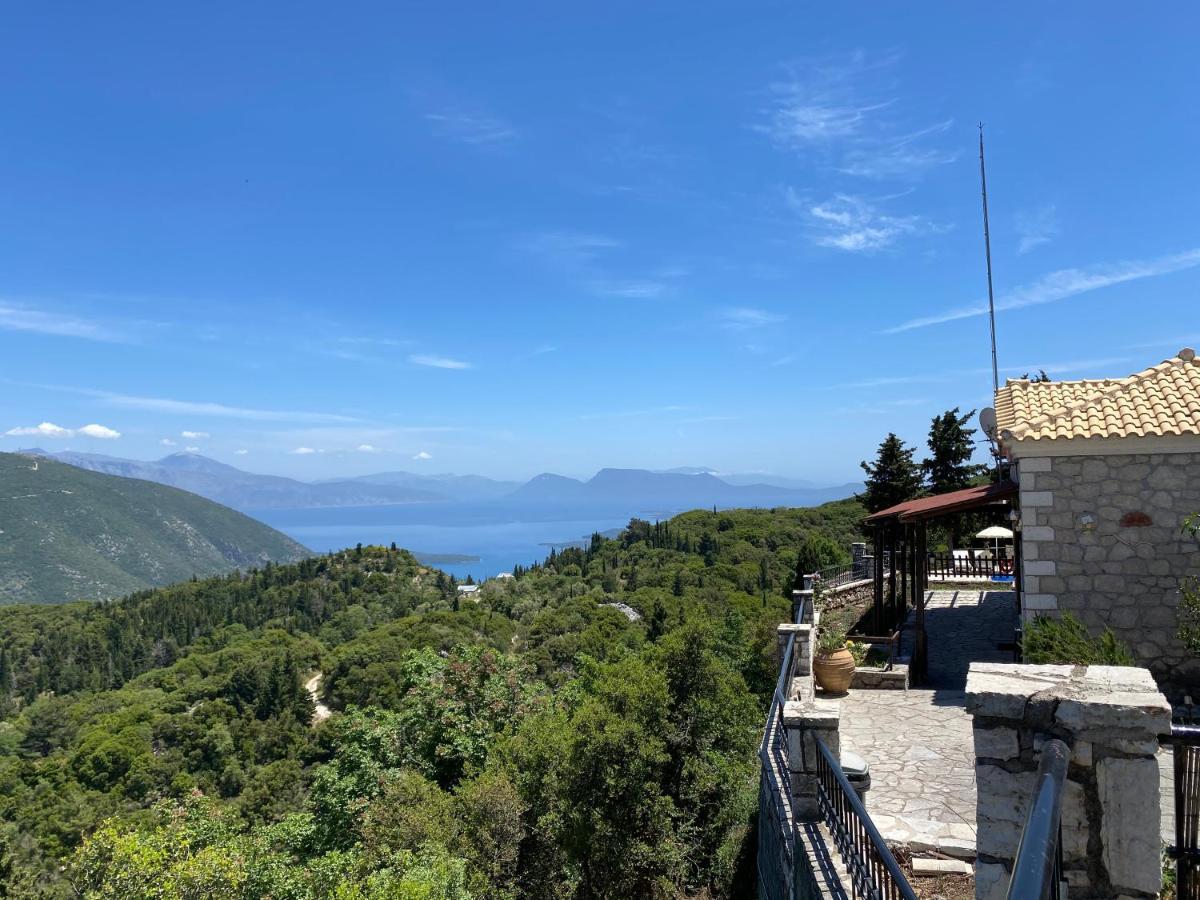 Lefkada By Omikron Selections Vavkerí